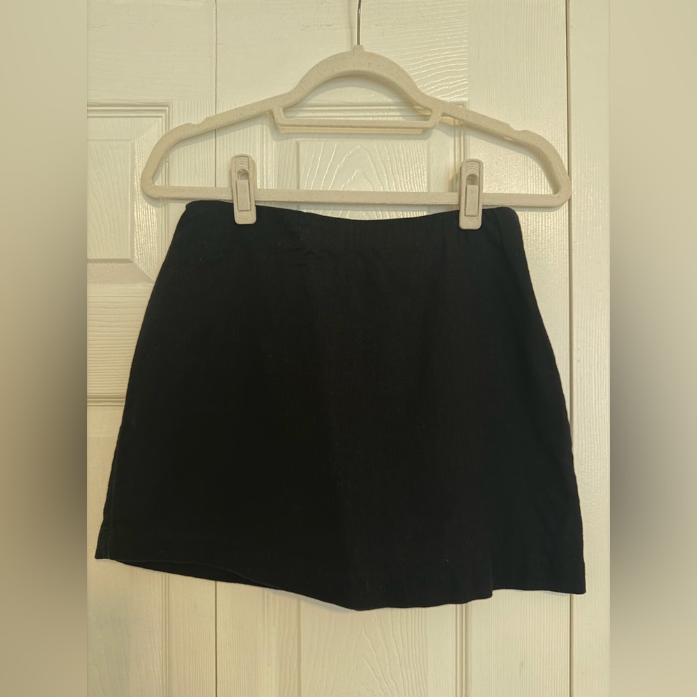 Abercrombie & Fitch Black Linen Skirt w shorts